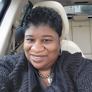 Meet your Posher, Tisha